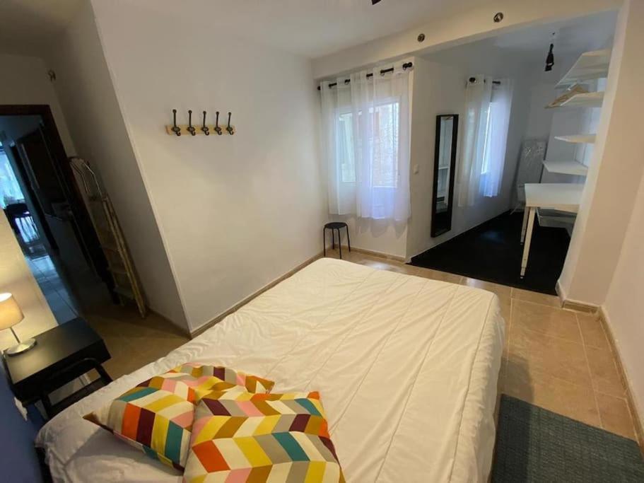 Apartmán Alc - Santos Medicos Precioso Apartamento Centrico Alicante Exteriér fotografie